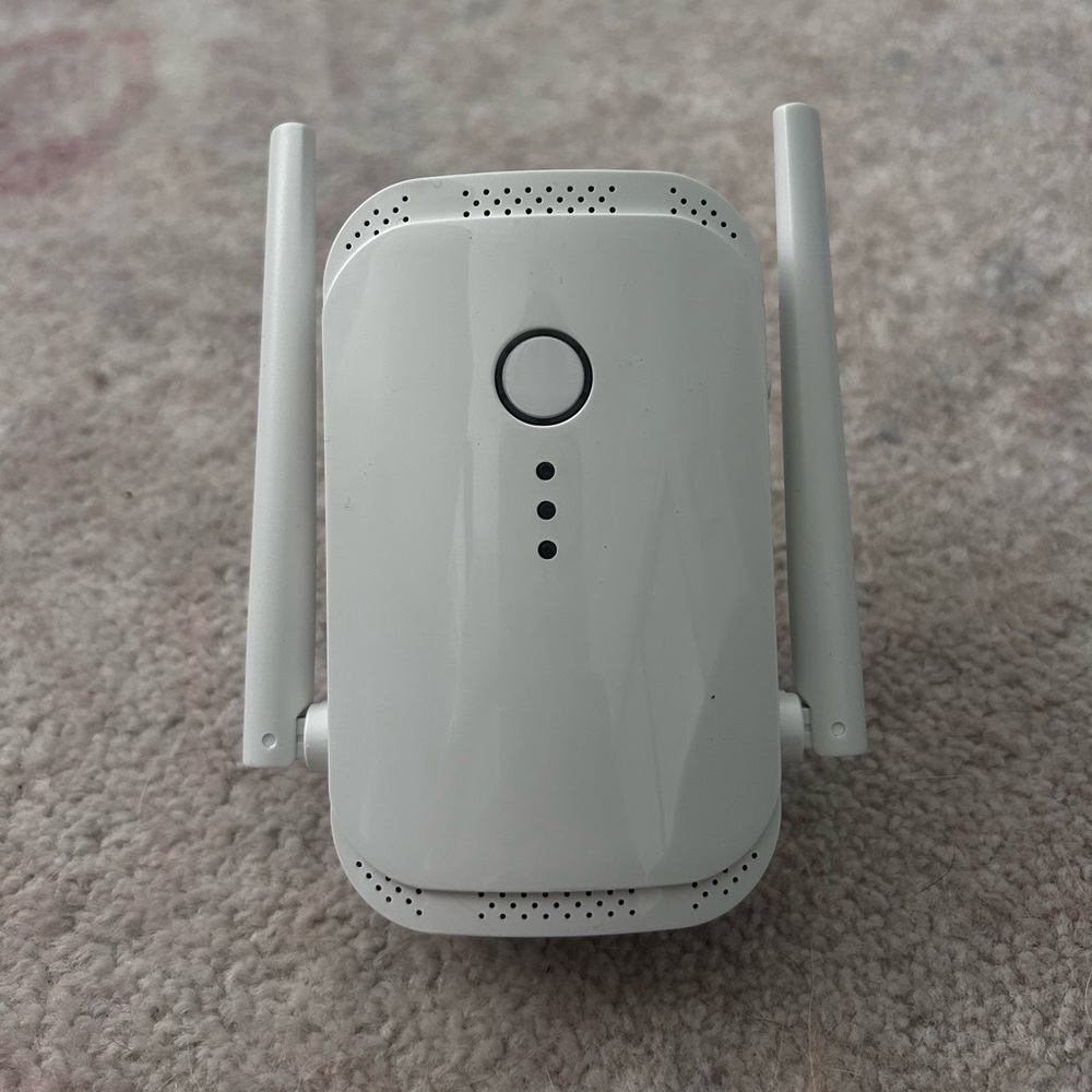 Like New - WiFi Extender